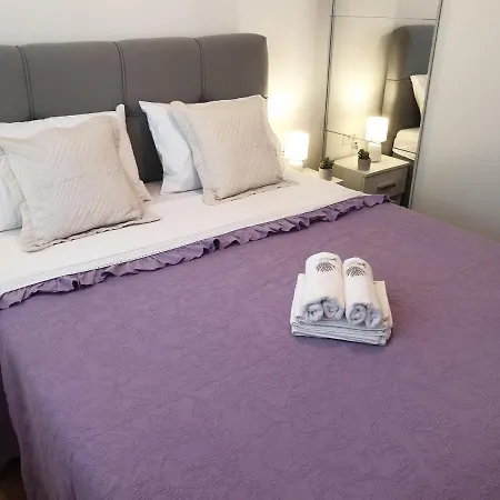 Lavanda 2 سبليت