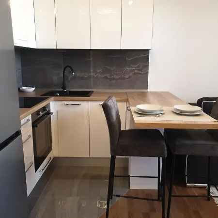 Lavanda 2 سبليت